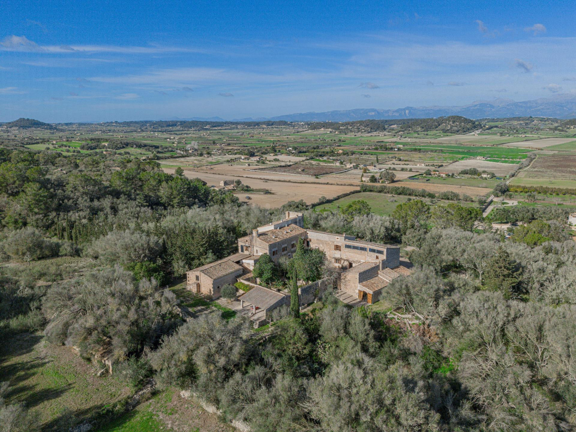 Casa del siglo XIII con vistas a Sineu
