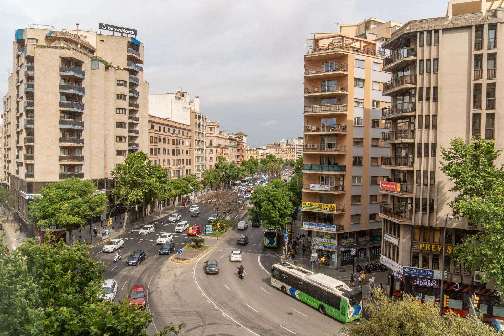 Oficina en alquiler en Torre de las Avenidas, Palma de Mallorca