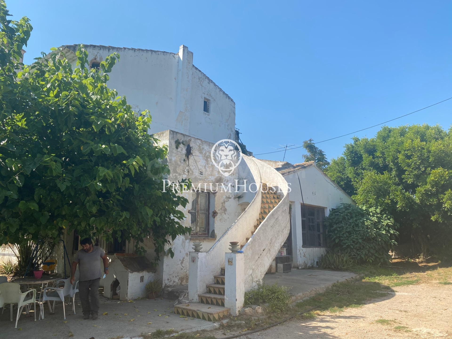 Masia en Vilanova i la Geltru con más de 3 hectáreas de terreno
