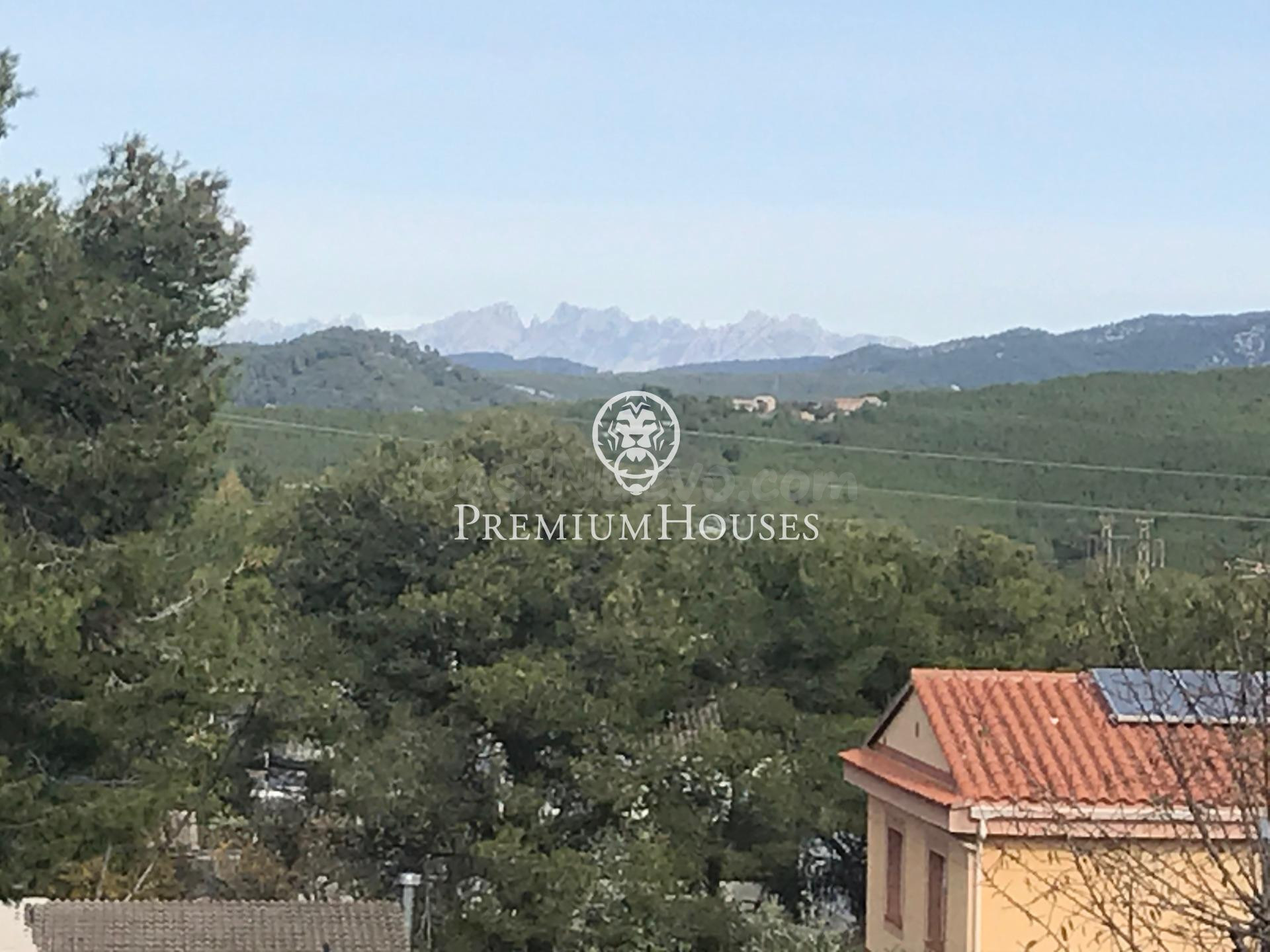 Terreno muy plano a la venta con excelentes vistas panorámicas zona muy tranquila