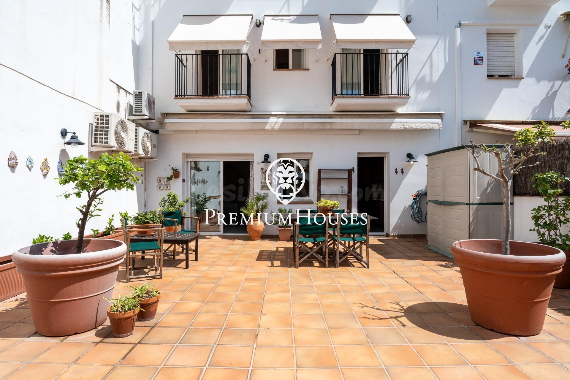 Planta baja con gran patio en Sitges