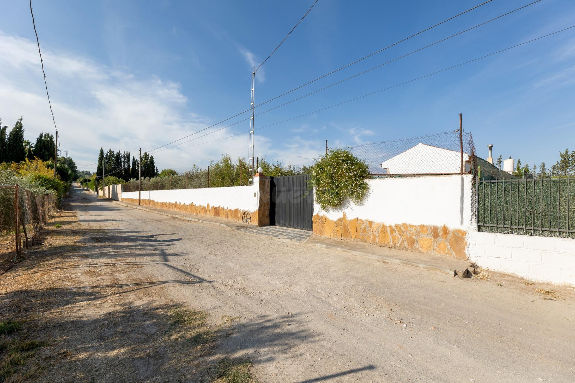 FINCA EN MORALEDA DE ZAFAYONA
