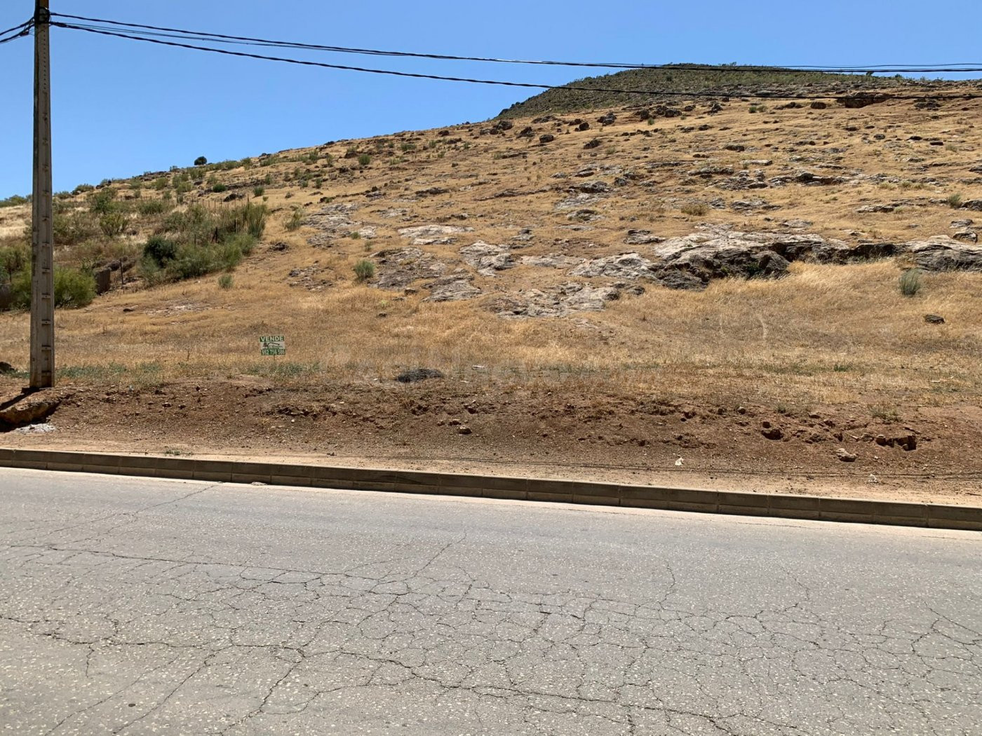 Solar de 1610m2 en Alameda en Calle Cañada