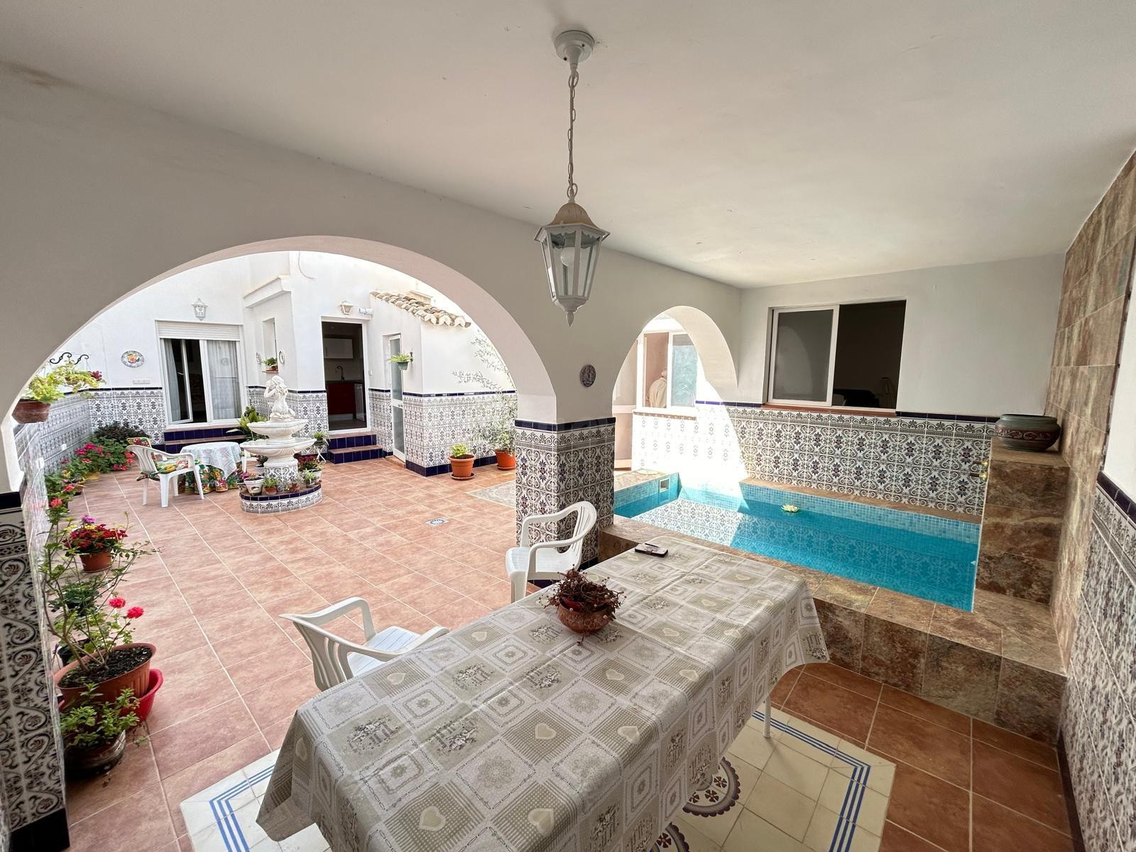 CASA CENTRICA CON PISCINA¡¡¡¡¡¡¡¡¡¡¡