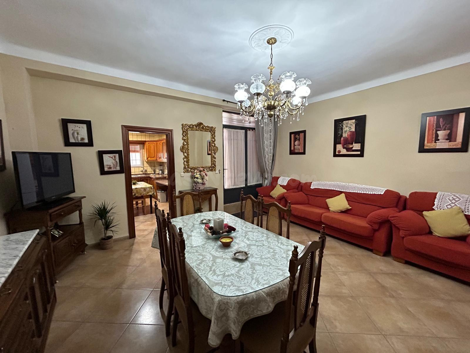 CASA AMPLIA SALE A LA VENTA¡¡¡¡