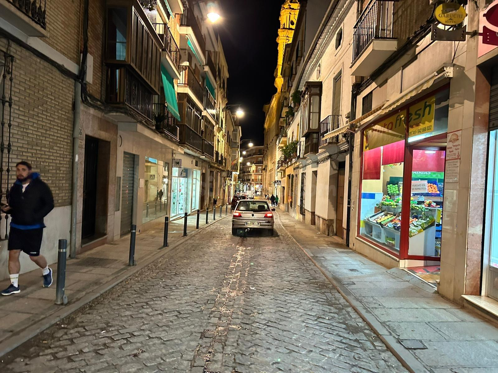 LOCAL MUY CENTRICO SALE A LA VENTA¡¡¡¡
