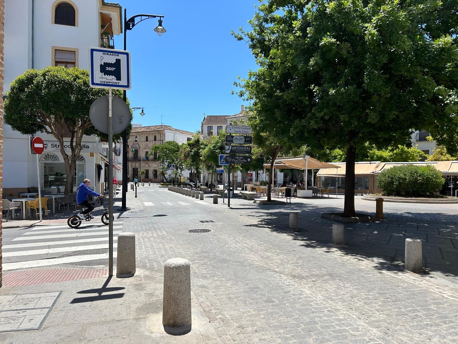LOCAL EN VENTA O ALQUILER EN ZONA PROXIMA AL MERCADO DE ABASTOS¡¡¡¡¡¡¡¡¡¡¡¡¡