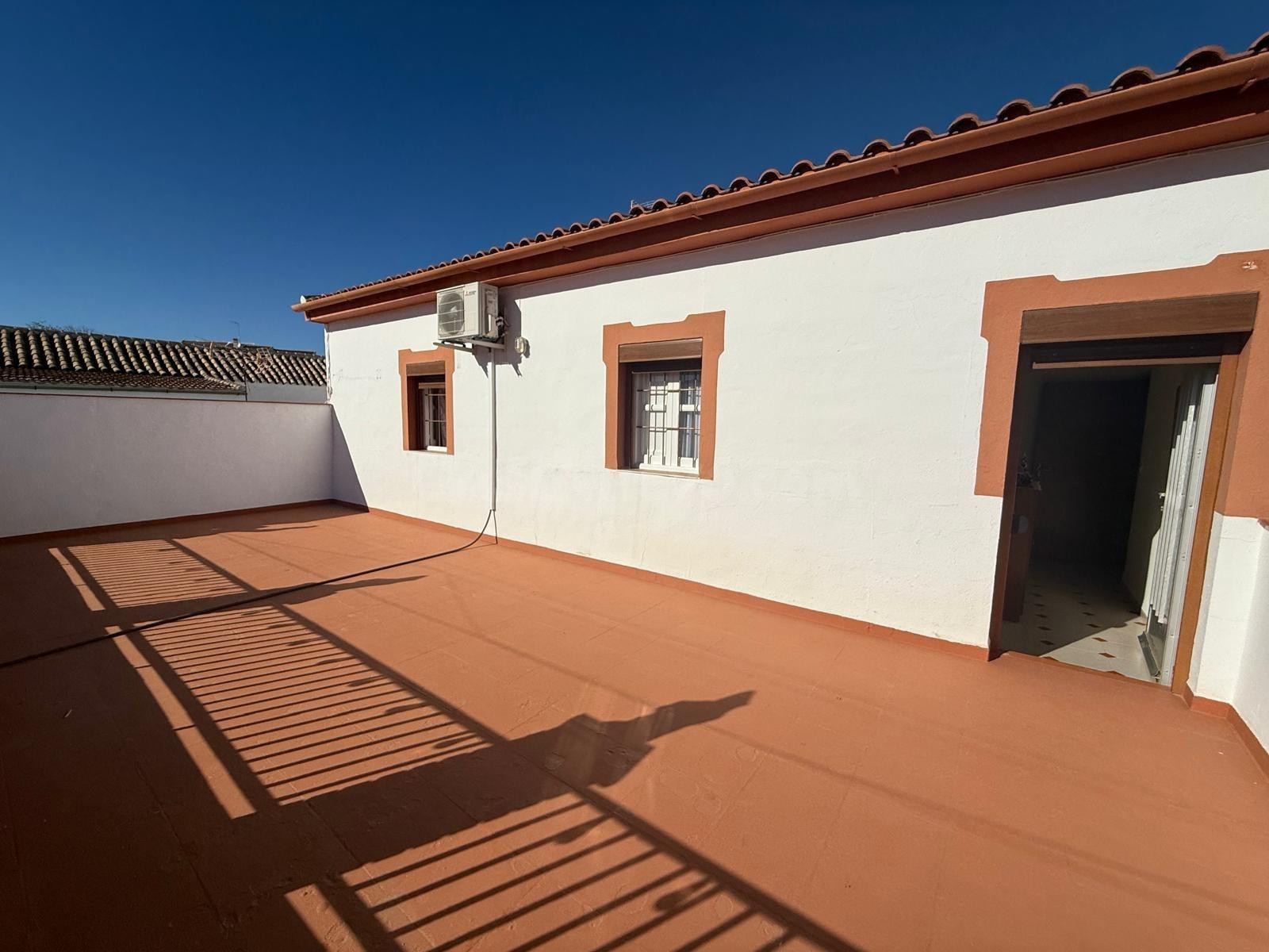 EN EXCLUSIVA PISO Y LOCAL EN LA ATALAYA¡¡¡¡¡¡¡¡¡¡