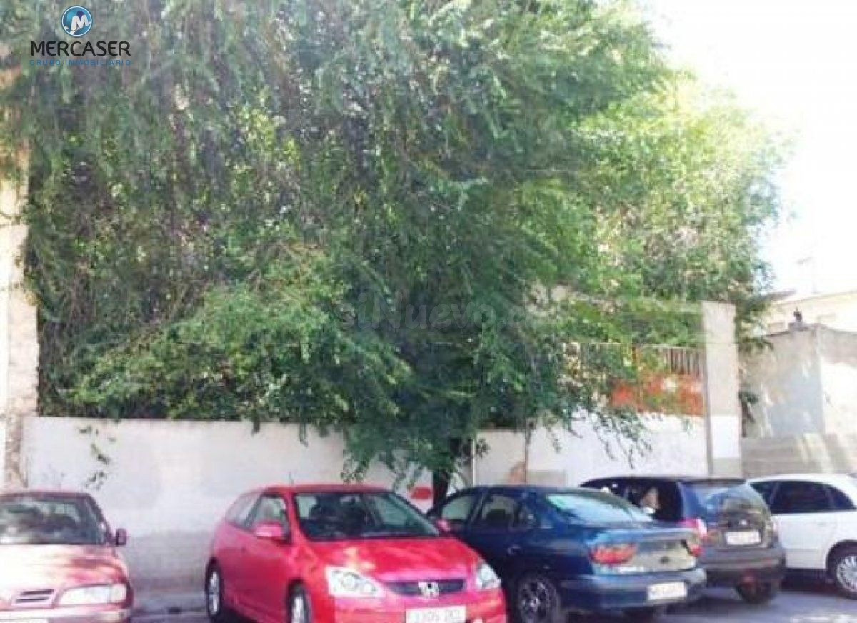 Se vende solar en CL. DOCTOR CREUS, N.38. Guadalajara