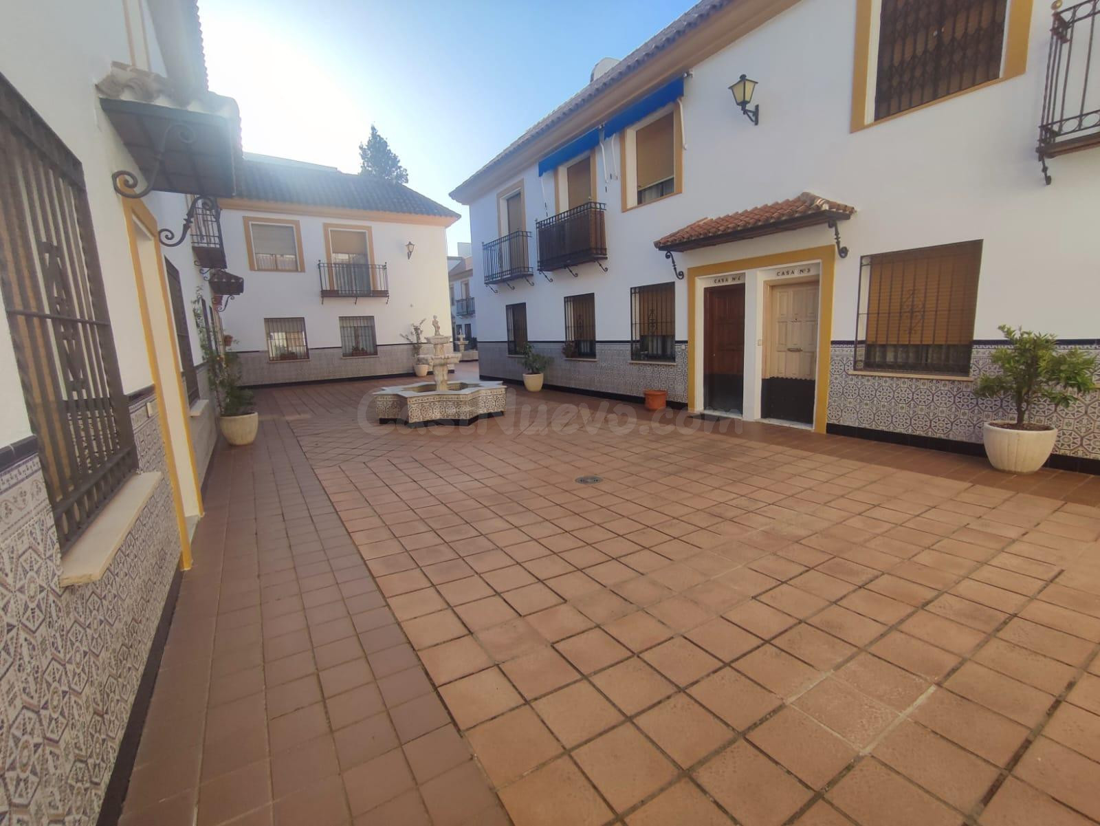 MAGNÍFICA OCASIÓN! CASA ADOSADA EN EXCLUSIVA!! ZONA DEL REALEJO.