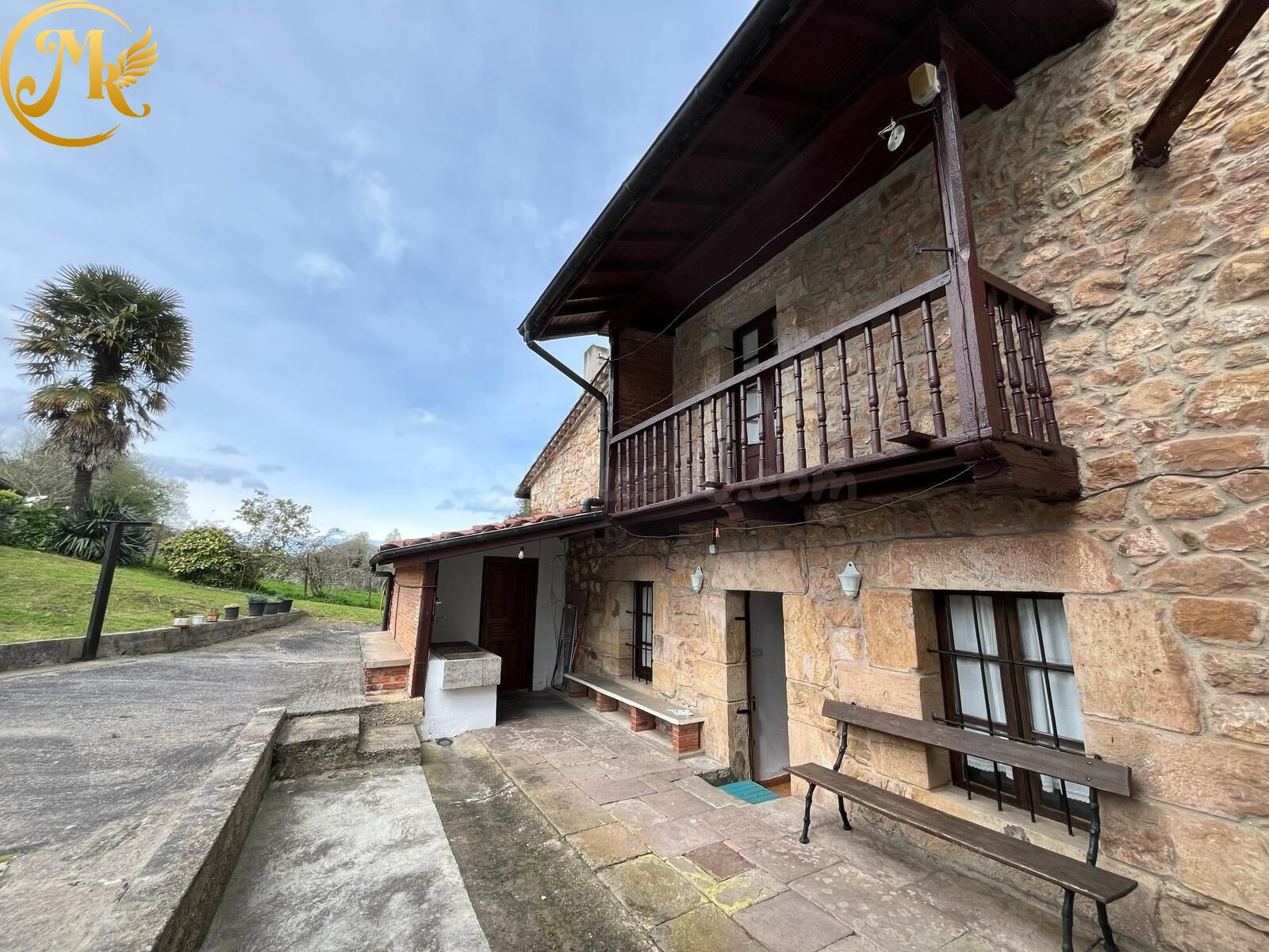 GRAN CASONA IDEAL PARA ALOJAMIENTO TURÍSTICO RURAL.