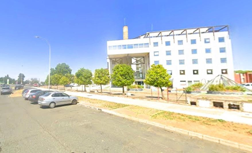 Inversión Inmejorable & Oficina en Sevilla