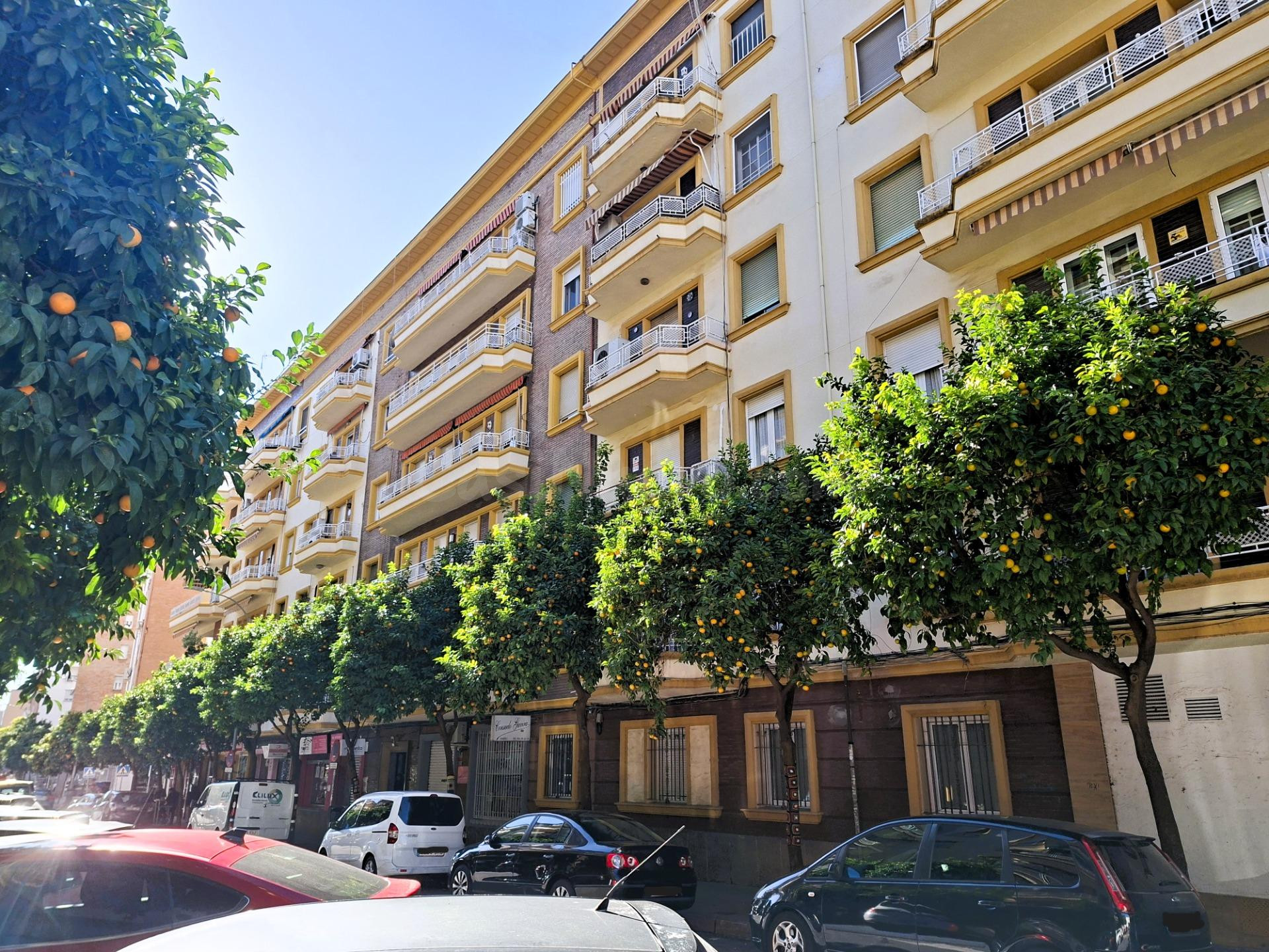 Piso en Nervión. Zona Eduardo Dato C/ Ventura de la Vega. Con posibilidad de garaje.