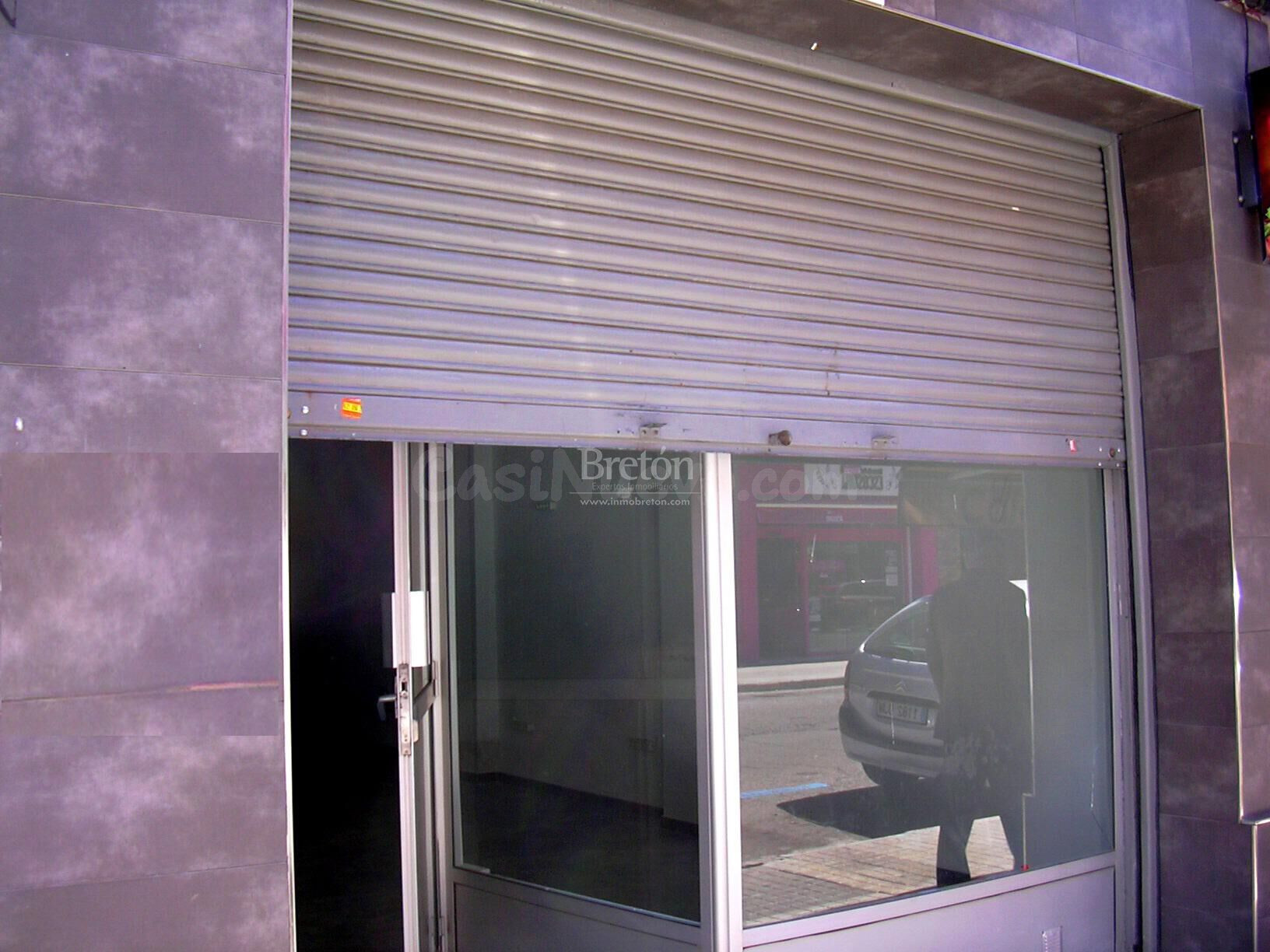 ¡Gran oportunidad, Local comercial en venta – 179 m2 en la calle Escosura.