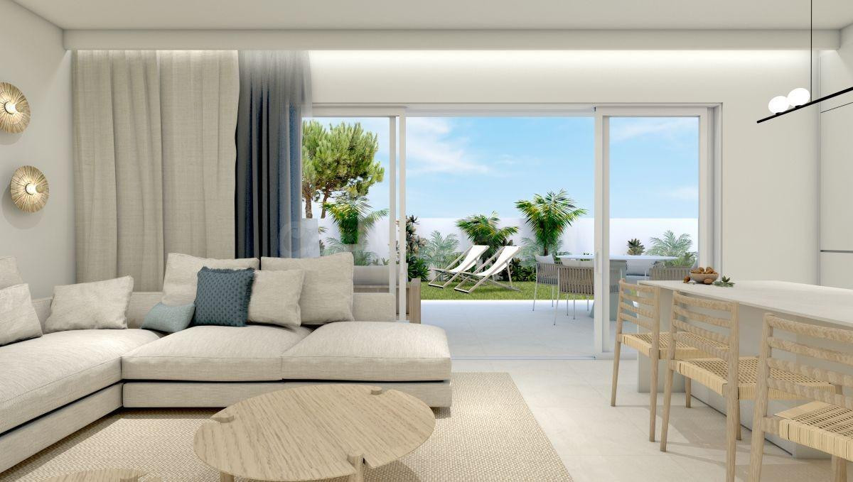 Bungalows y adosados con 3 dormitorios, 2 baños, piscina comunitaria en zona de Torre de La Horadada