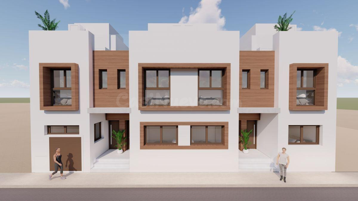 Adosado con 3 dormitorios, 2 baños, piscina privada y solarium en zona de San Javier