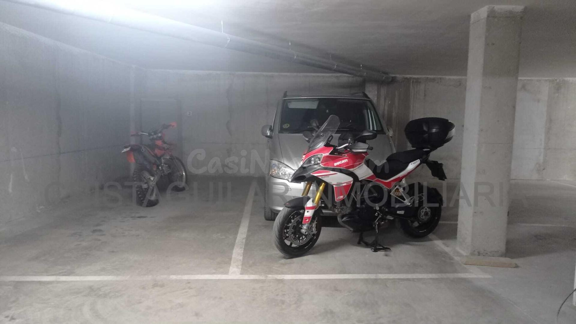 EN VENTA PLAZAS DE PARKING, MUY CÉNTRICAS. EN VILLAR DEL ARZ - foto 4