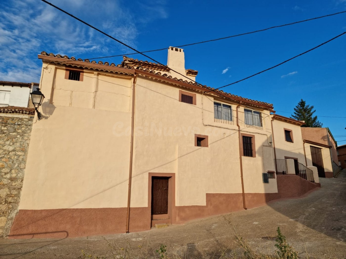 CASA EN VENTA EN CUTANDA