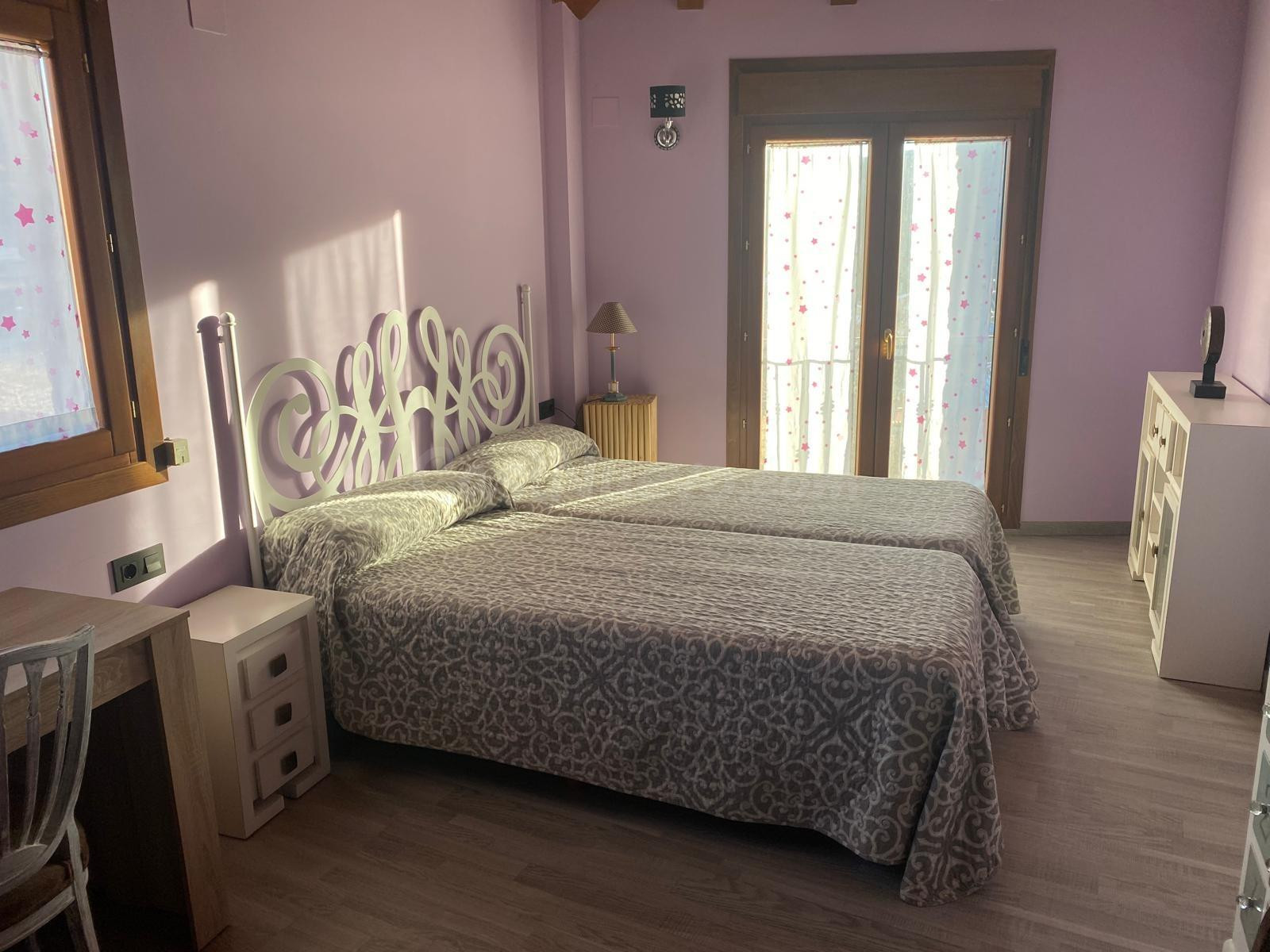 HOSTAL EN VENTA EN ANENTO - foto 4