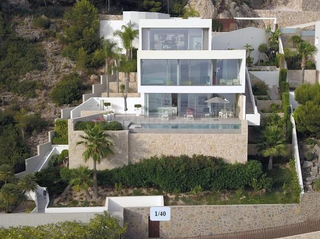 Fantástica villa con vistas inmejorables y totalmente equipada.