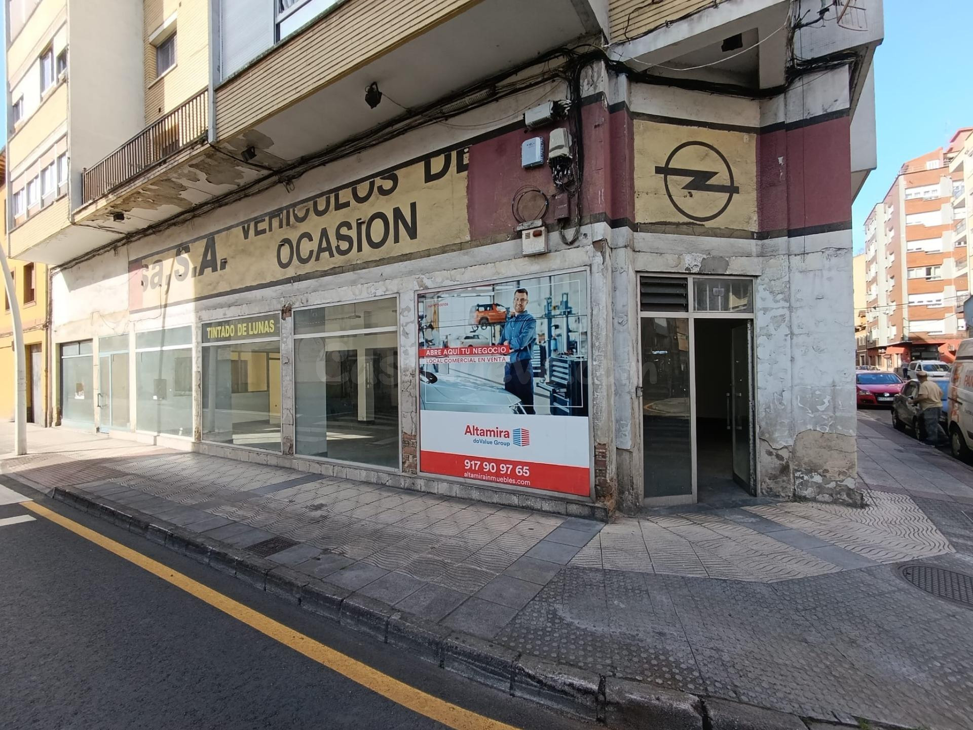 Local Comercial en el Centro de Sama – 305 m2 con Vado y Gran Visibilidad