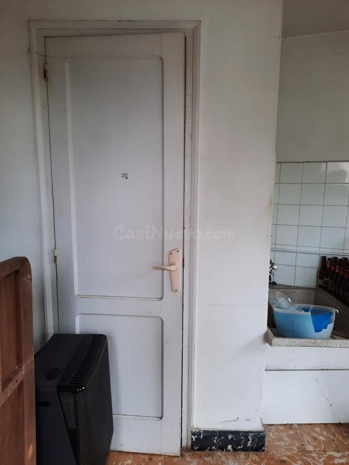 CASA CON FINCA EN ZONA URBANA PARA REFORMAR EN SANTA CECILIA - foto 5