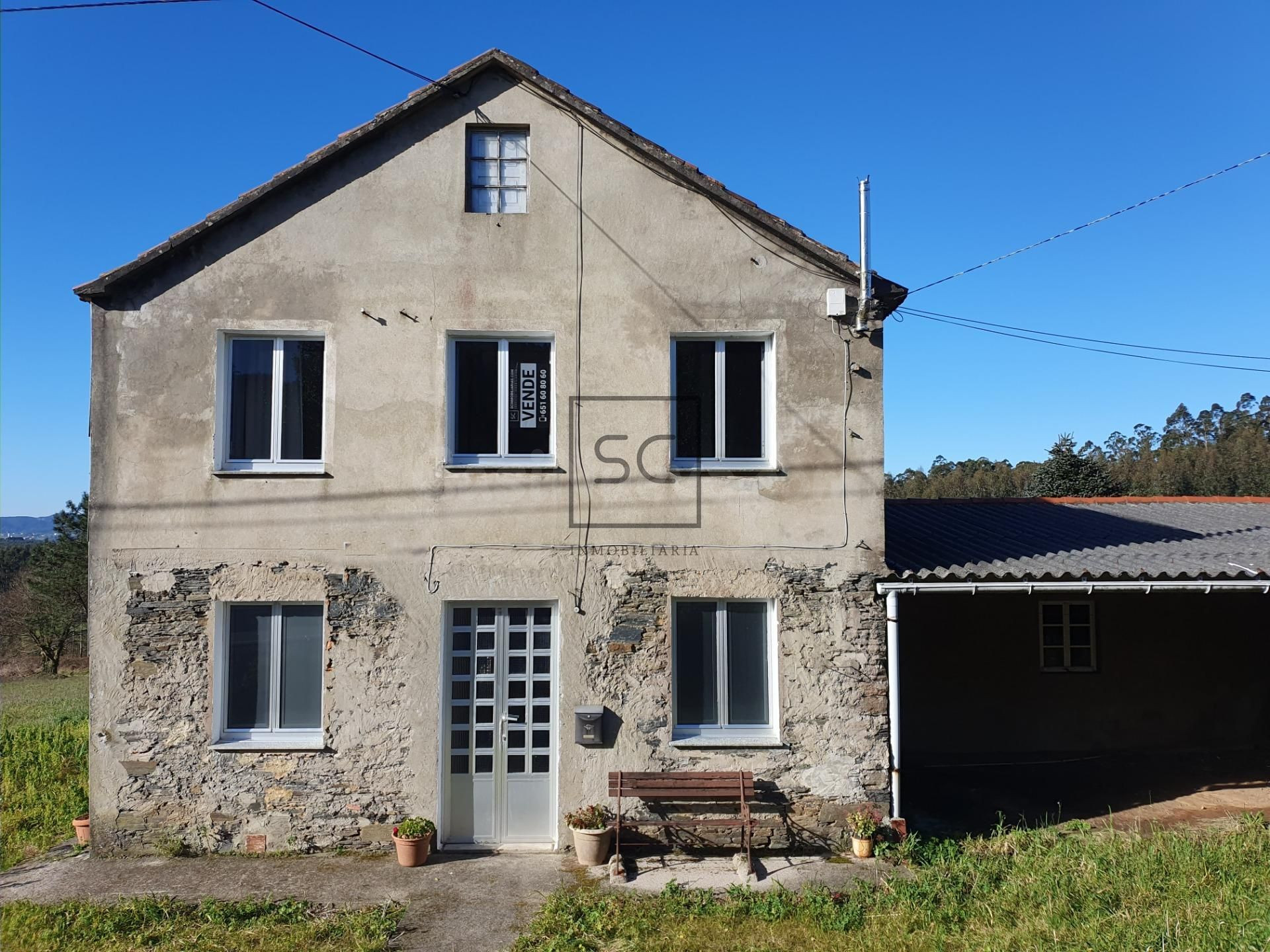 CASA CON FINCA Y BODEGA EN SEDES, NARÓN