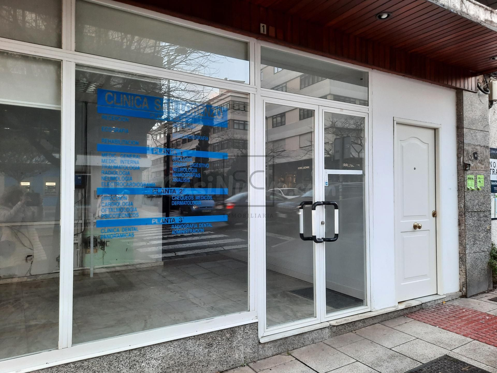 500 METROS DE LOCAL COMERCIAL EN LA CARRETERA DE CASTILLA, FERROL