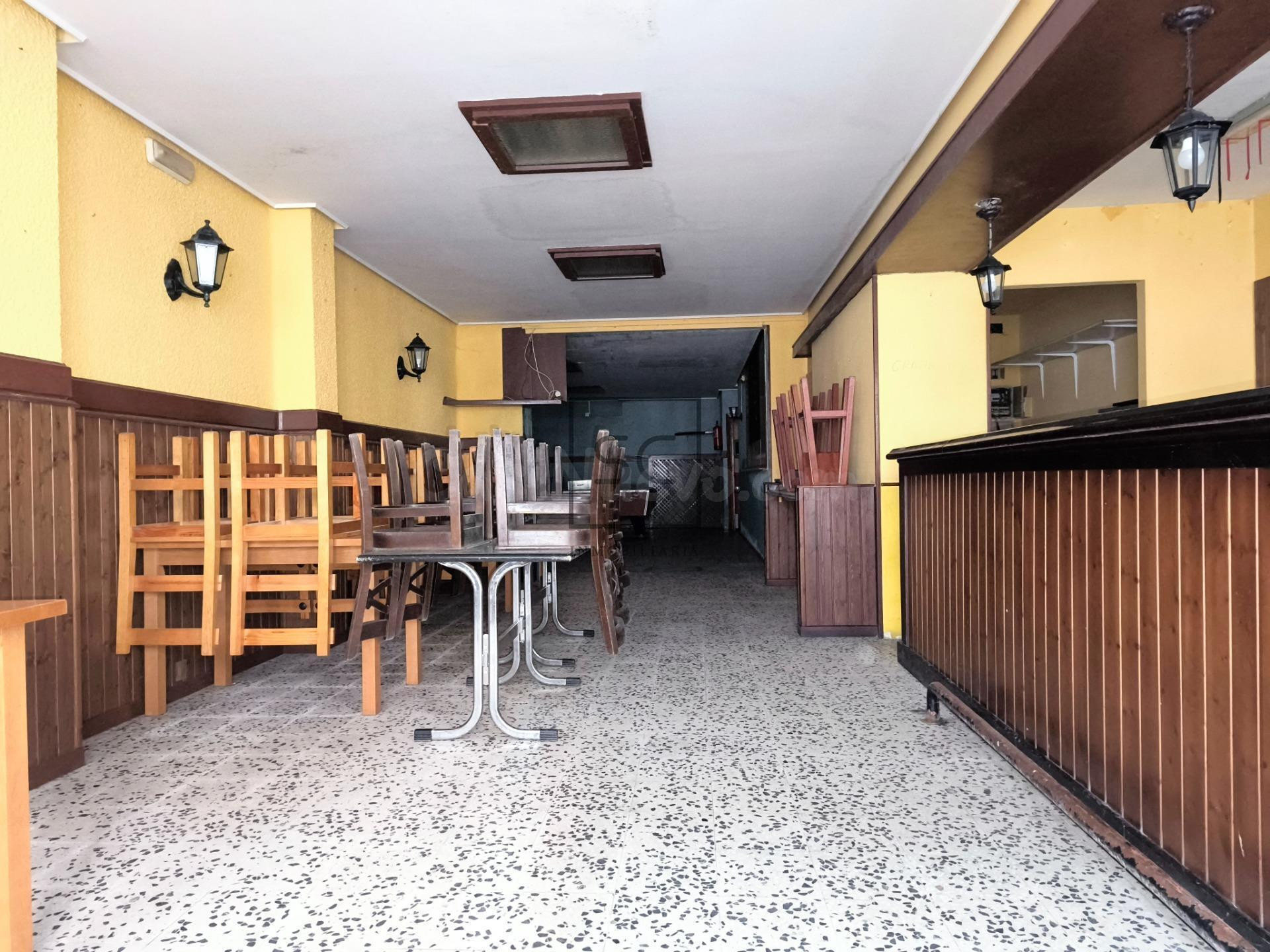 LOCAL COMERCIAL EN ULTRAMAR-FERROL