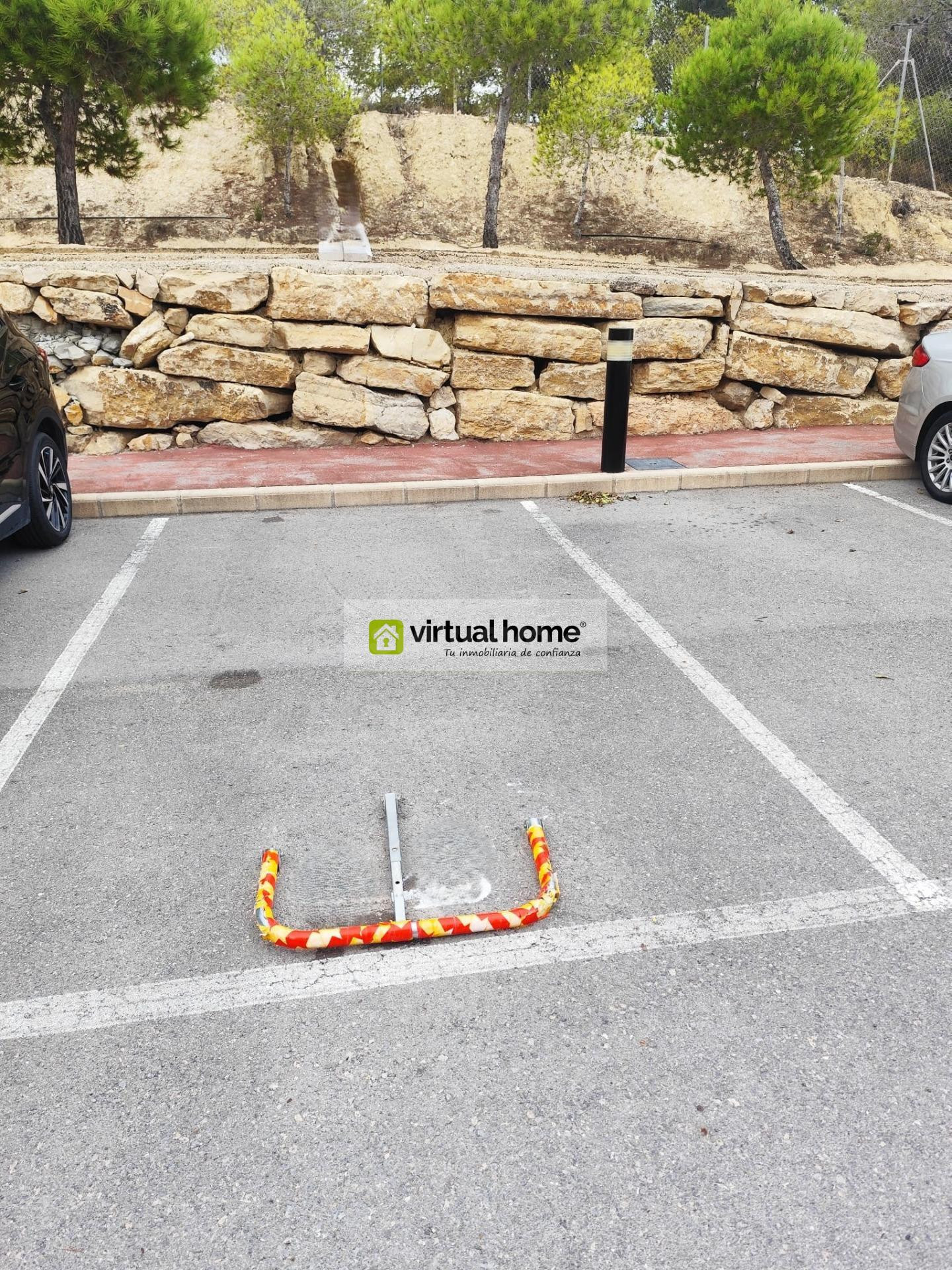 Alquiler Anual Plaza Parking en Benidorm - Zona Via Parque