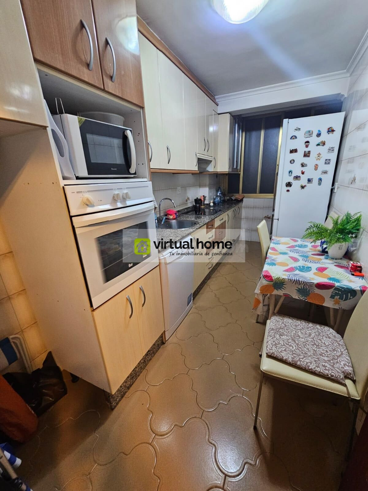 Amplio y Luminoso Piso en Benidorm, Zona Poniente - Ideal para Inversión