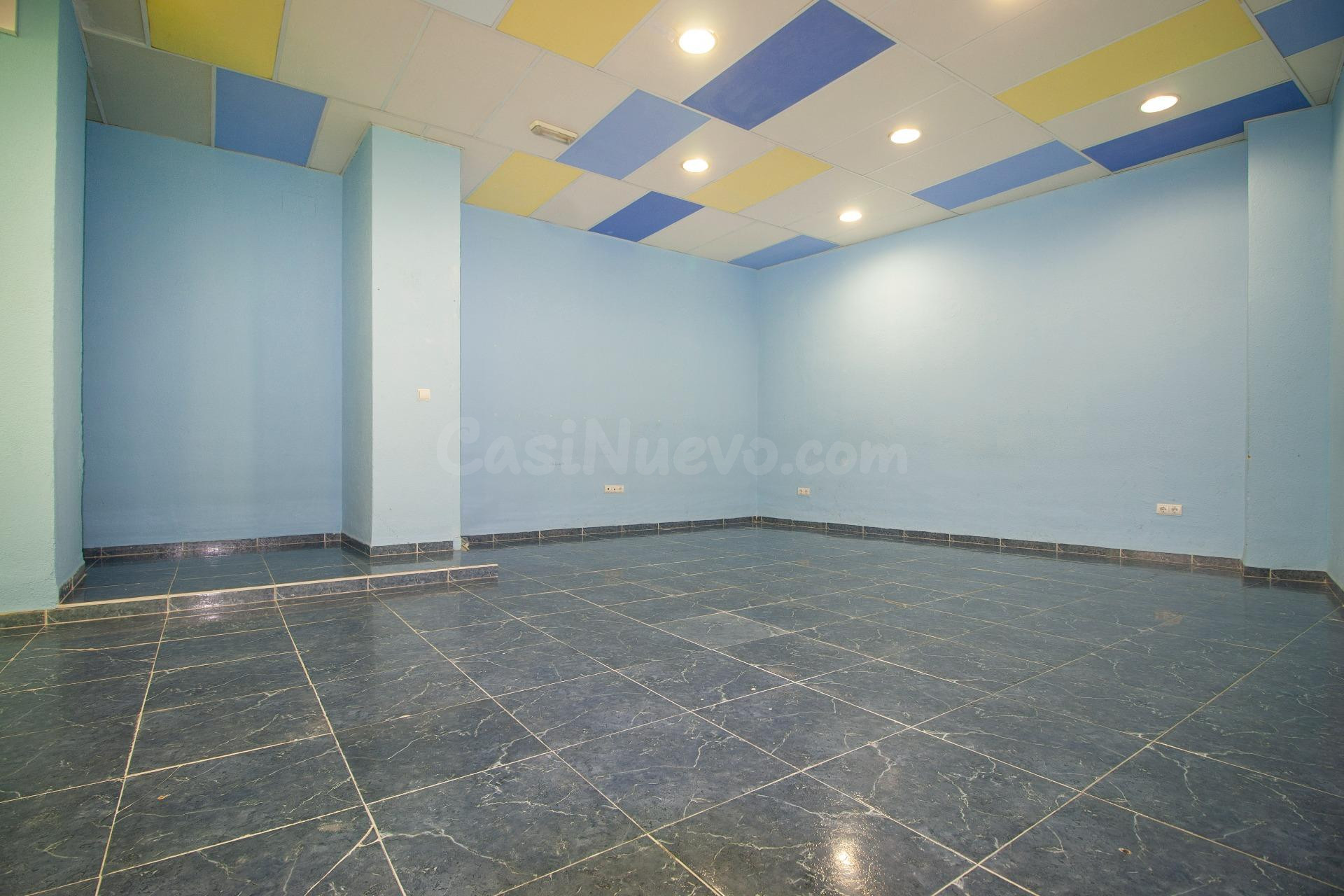 LOCAL COMERCIAL EN ÚBEDA - foto 4