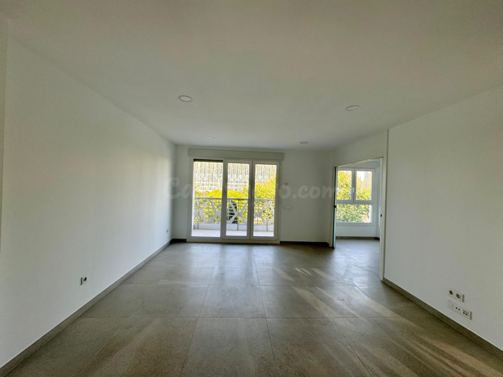 Piso de 4 habitaciones en paseo de Alameda