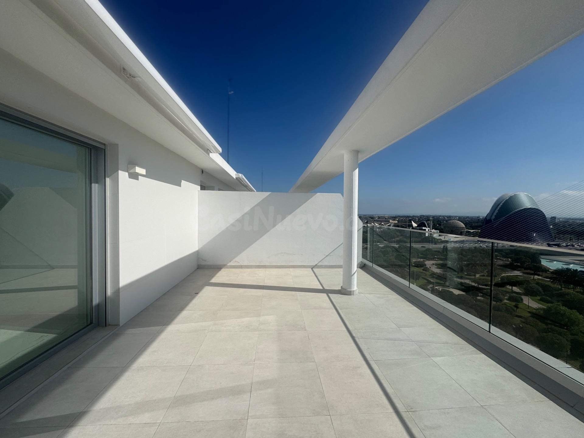 Ático Dúplex en paseo de la Alameda