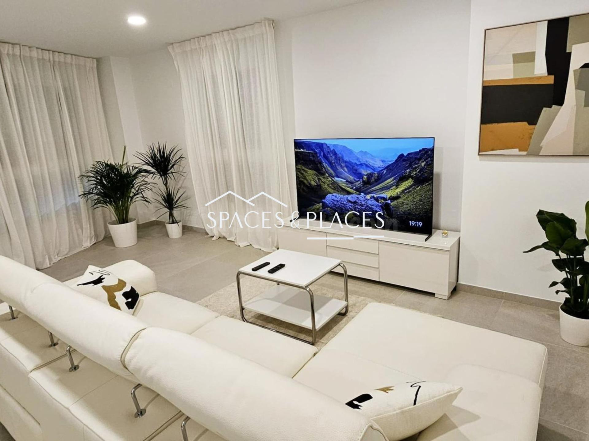 Piso de 3 habitaciones en alquiler en Ciudad de las Arts