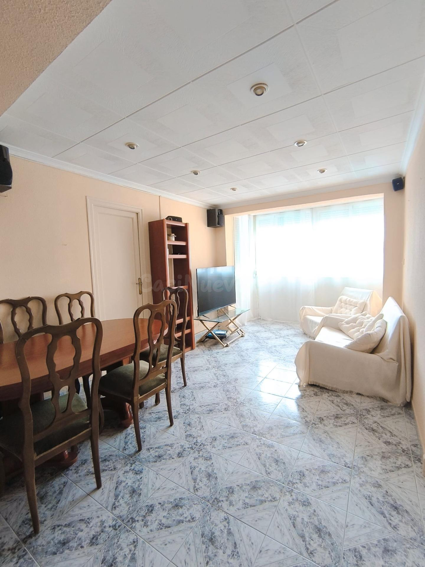 Piso de 3 habitaciones junto al mar en Valencia
