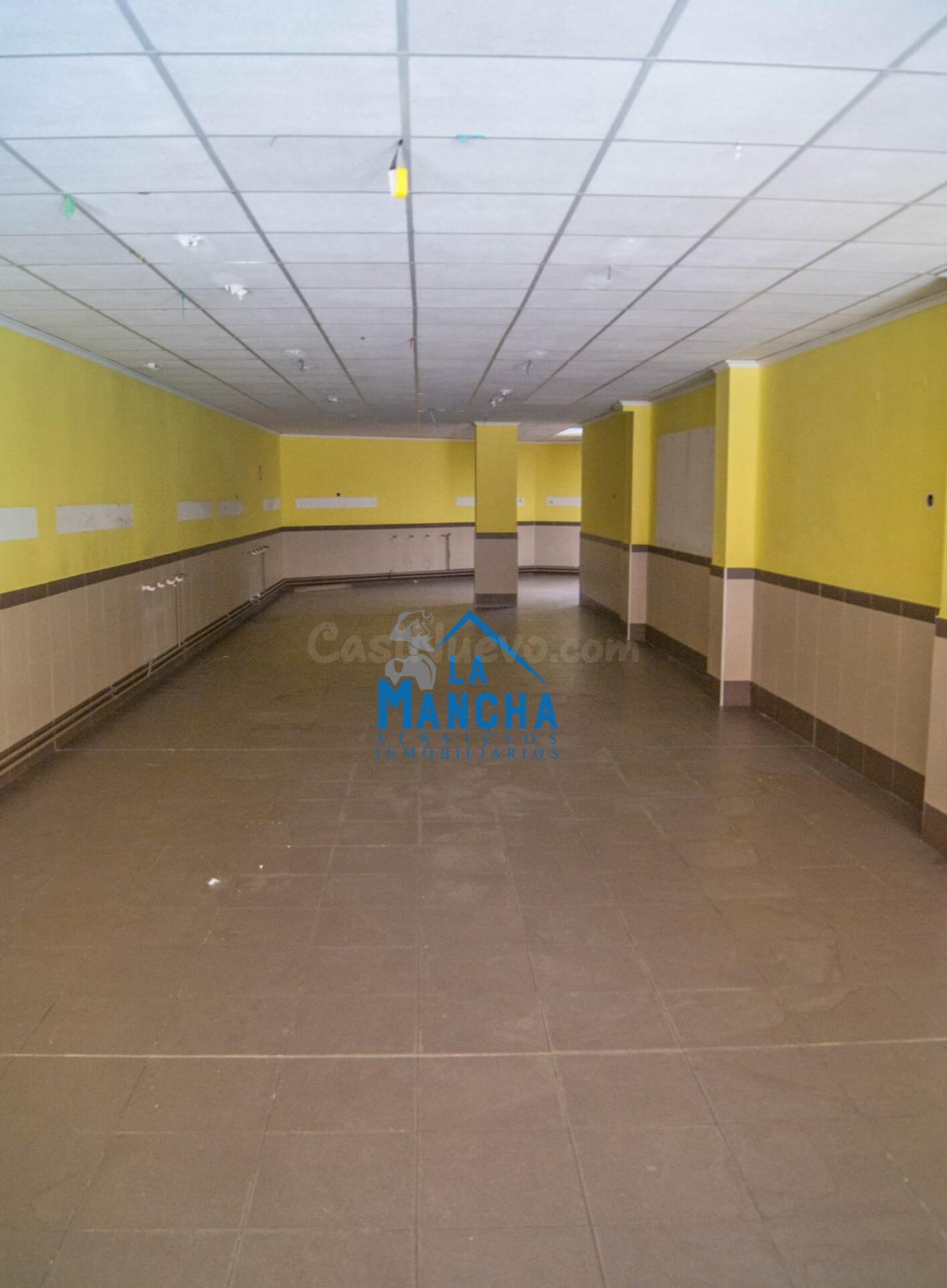 INMOBILIARIA LA MANCHA VENDE LOCAL COMERCIAL ZONA CENTRO-FRANCISCANOS