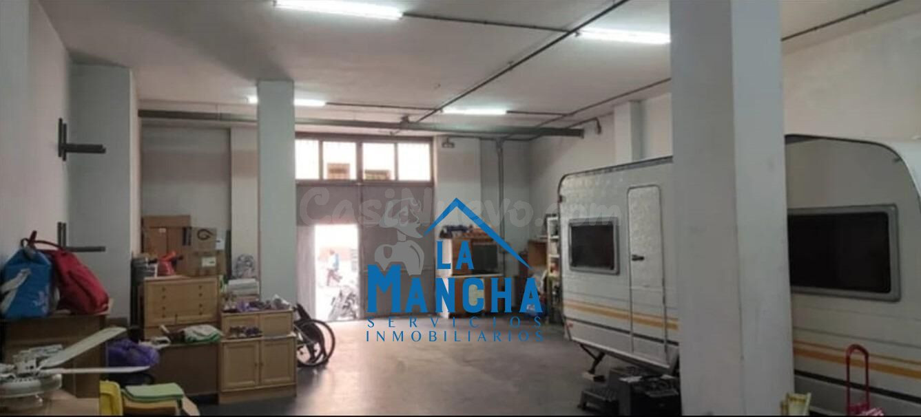 INMOBILIARIA LA MANCHA VENDE LOCAL COMERCIAL ZONA BARRIO DEL PILAR
