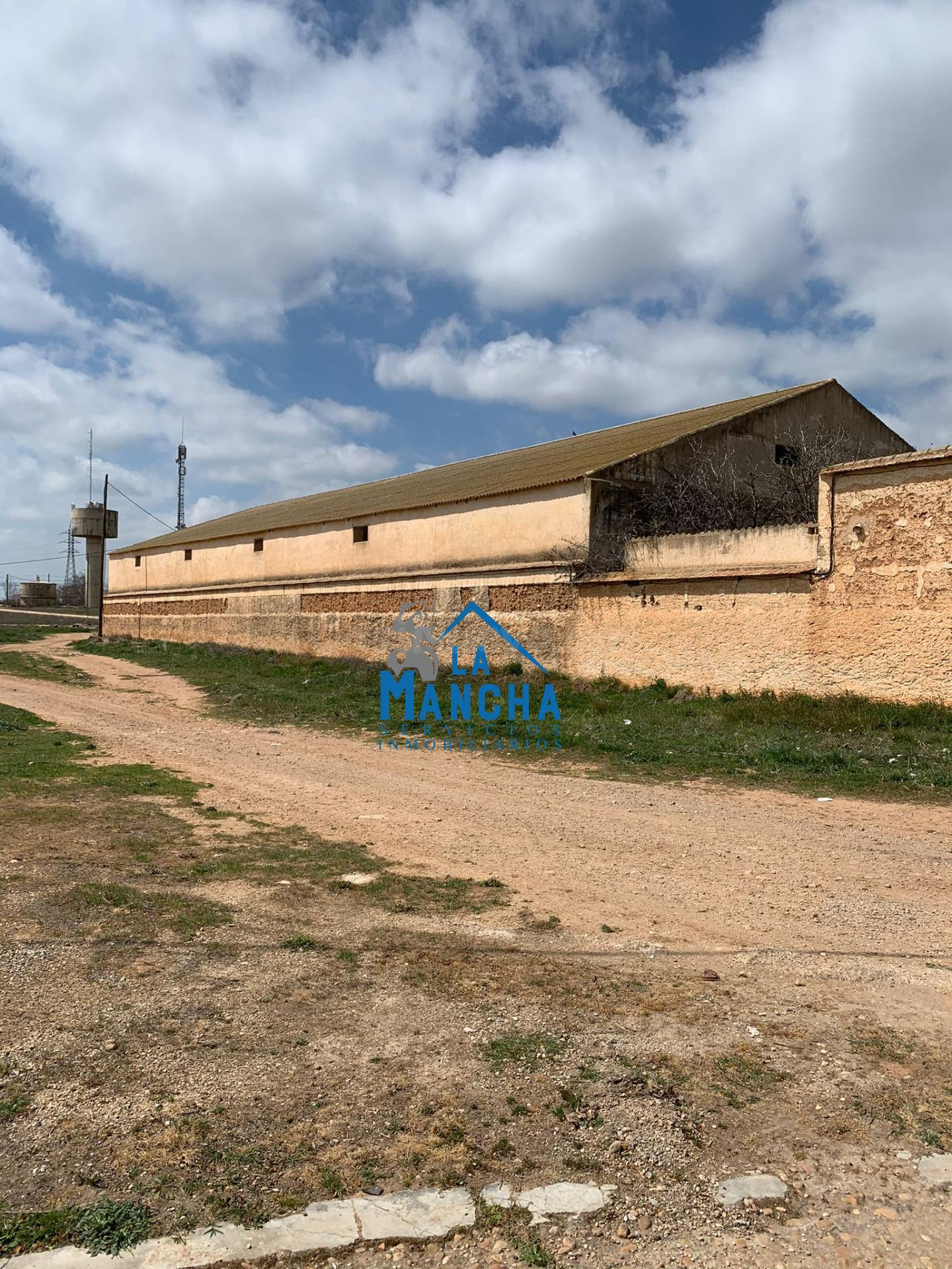 INMOBILIARIA LA MANCHA VENDE TERRENO/PARCELA EN LA GINETA