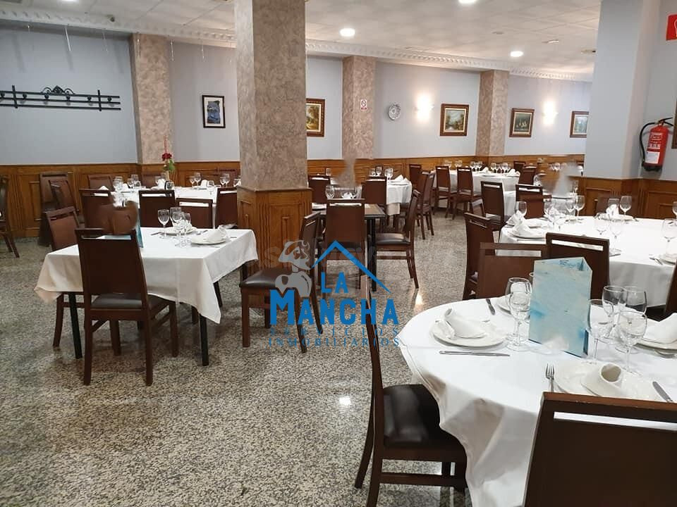 INMOBILIARIA LA MANCHA VENDE Y TRASPASA RESTAURANTE EN ALBACETE