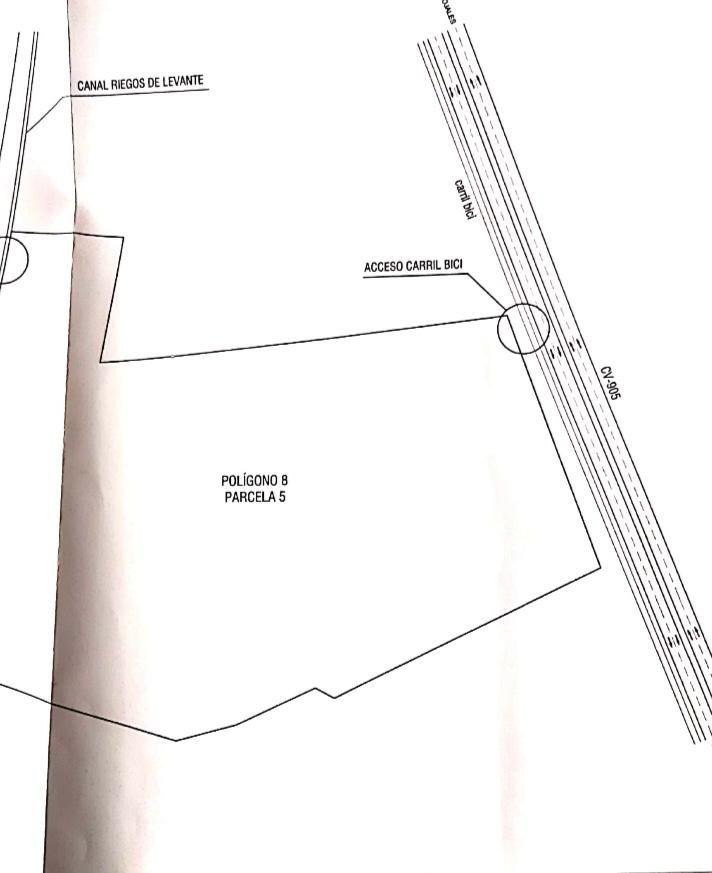 Terreno en venta muy cerca del de los karts Quesada Rojales