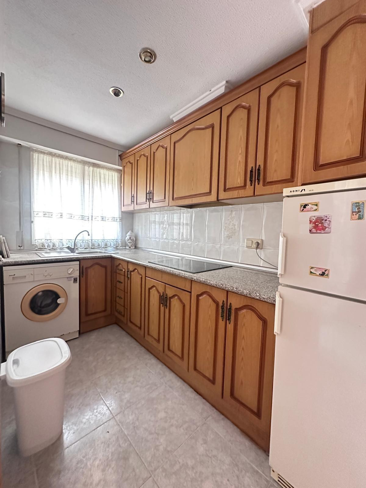APARTAMENTOEN TORREVIEJA, 2 HAB, 1 BAÑO