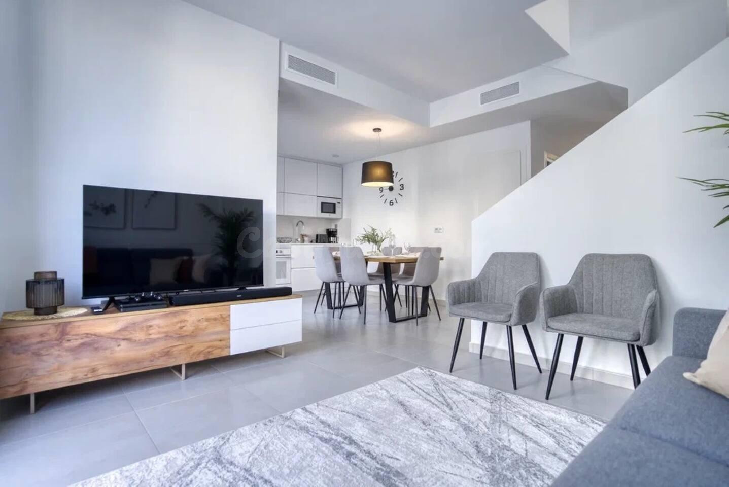 GRAN PAREADO EN ORIHUELA COSTA, 3 HAB, 2 BAÑOS