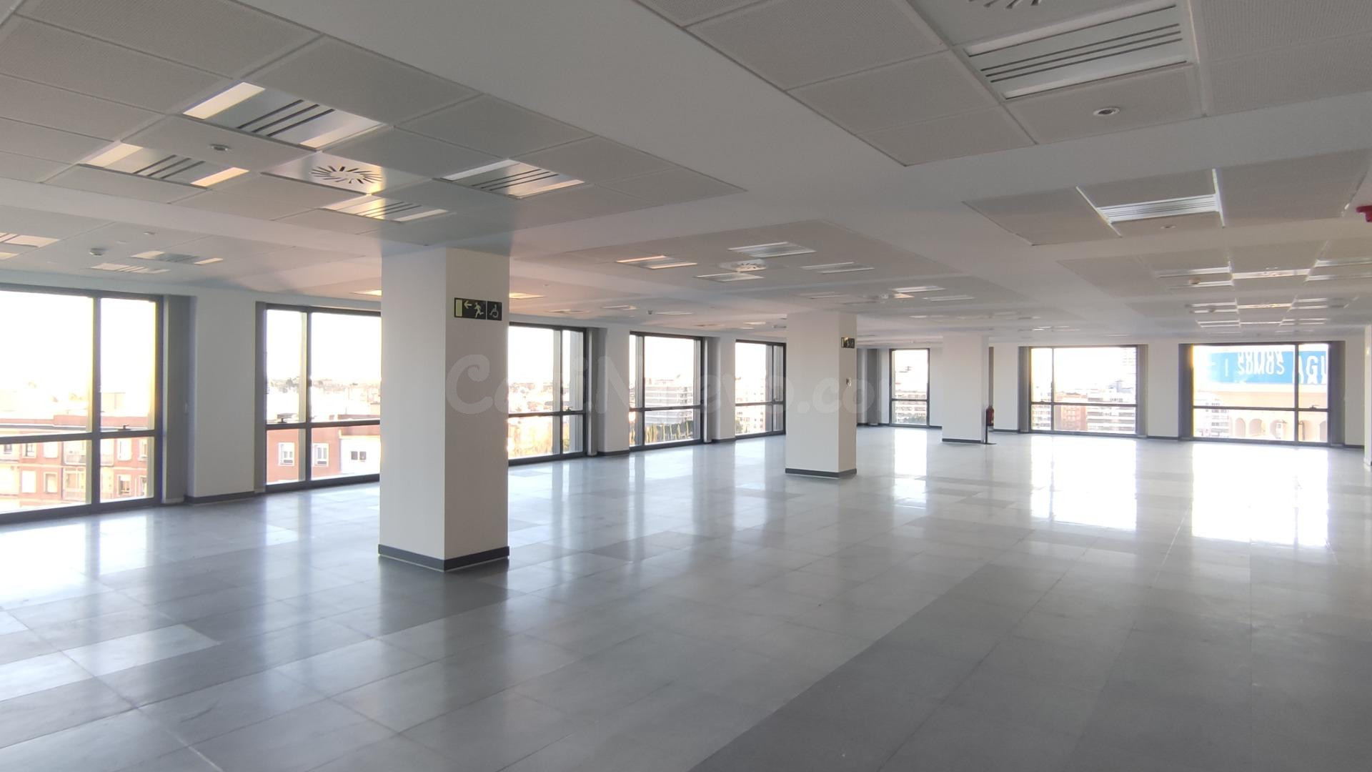 EJE CASTELLANA, OFICINA EXTERIOR- 848 m2  Diáfanos, Excelente Luz Natural
