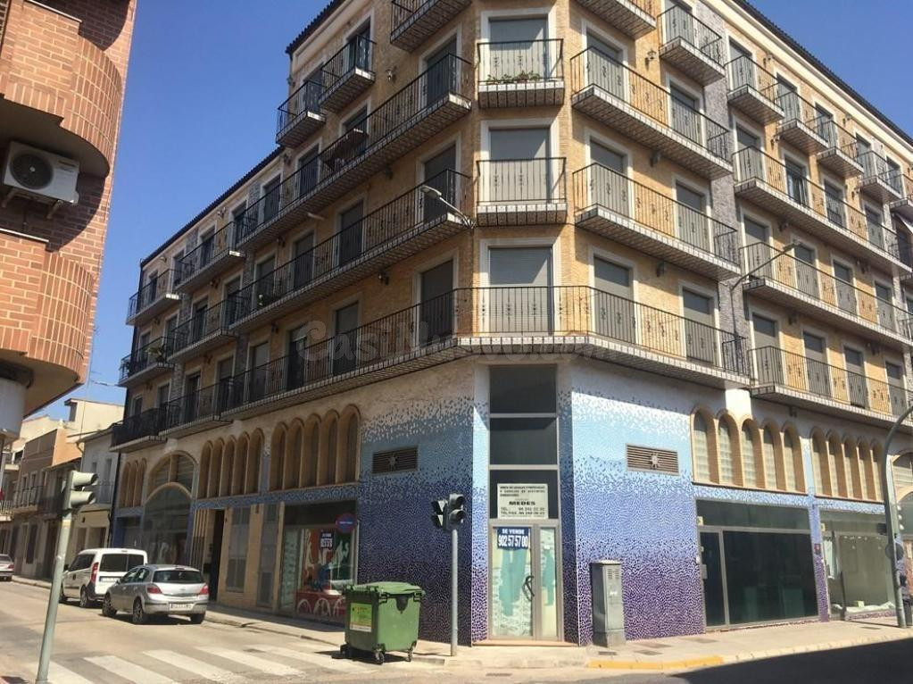 LOCAL COMERCIAL EN CARLET