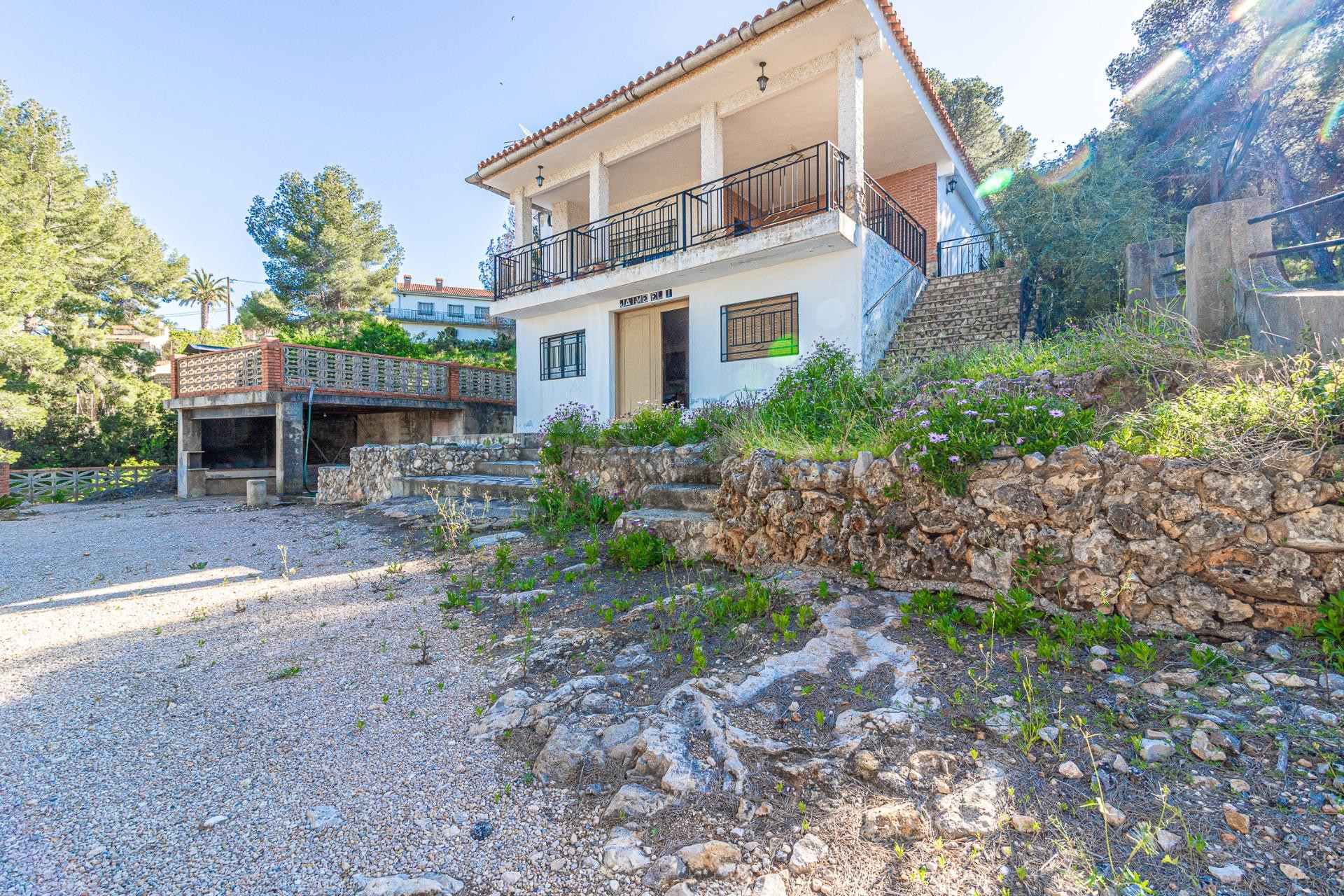 CHALET RÚSTICO EN VENTA EN CARLET