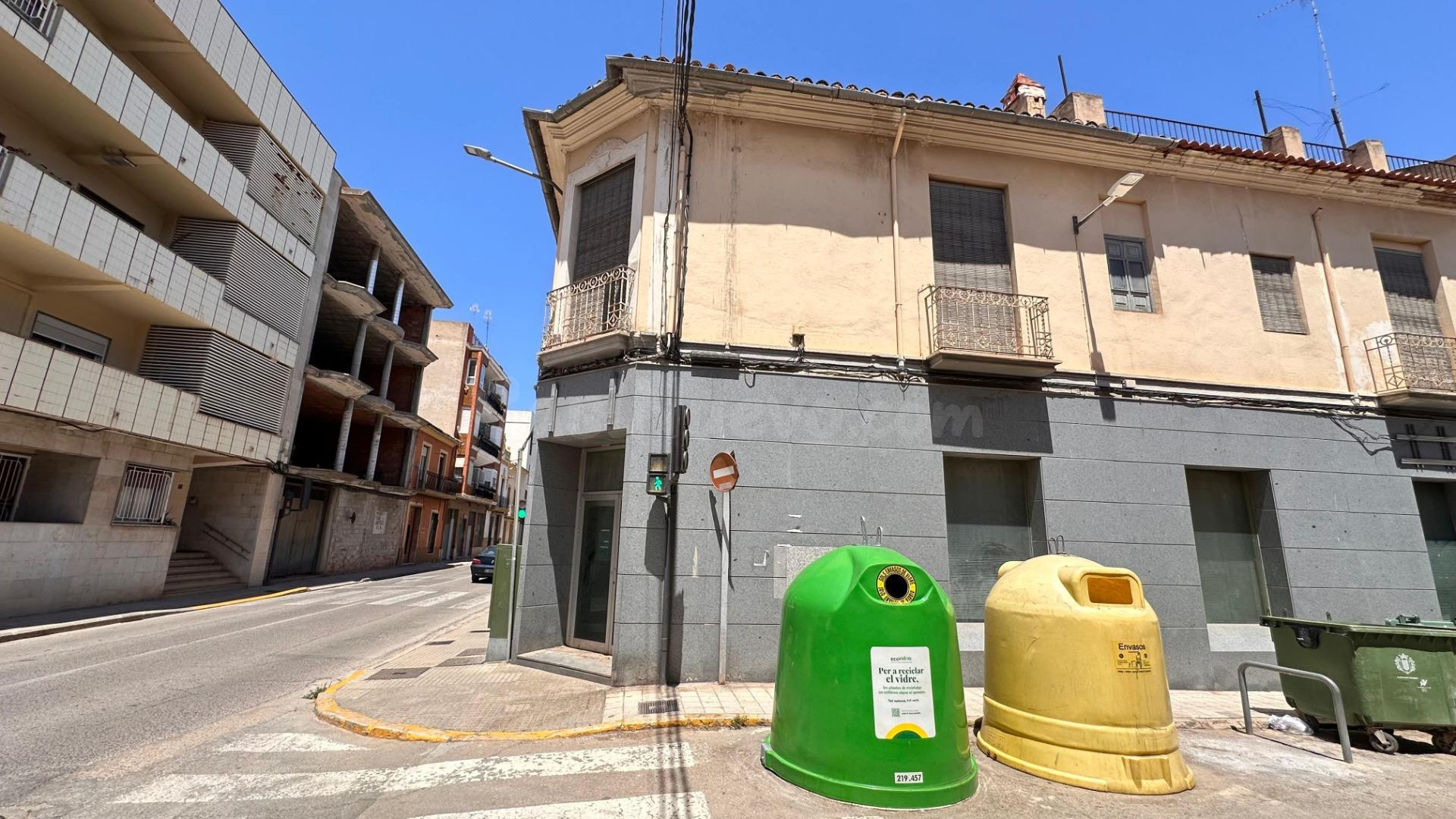 💫 ¡UNA JOYA POR DESCUBRIR EN CARLET! OPORTUNIDAD ÚNICA PARA SOÑADORES Y VISIONARIOS 🏡