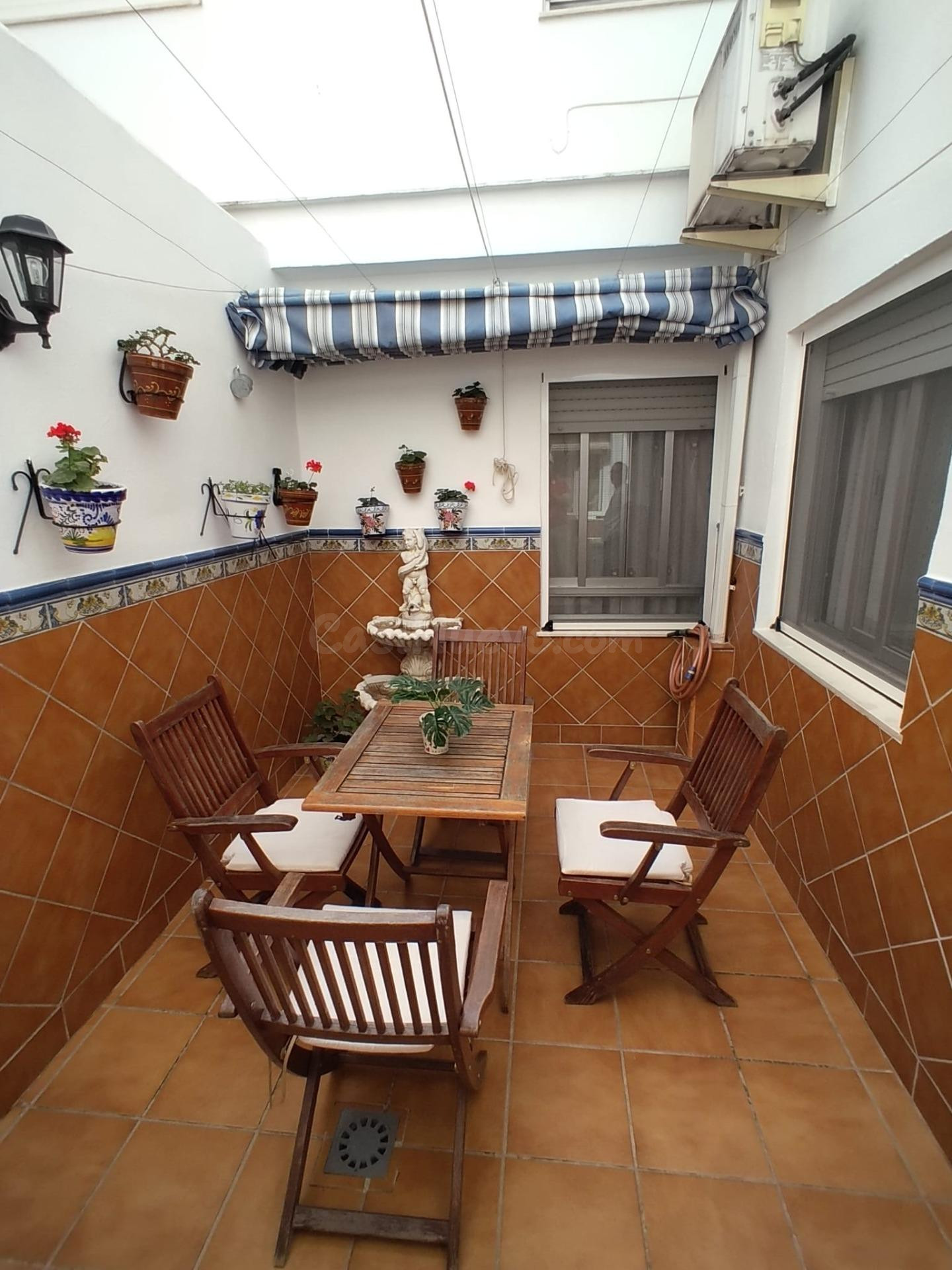 PISO CON PATIO