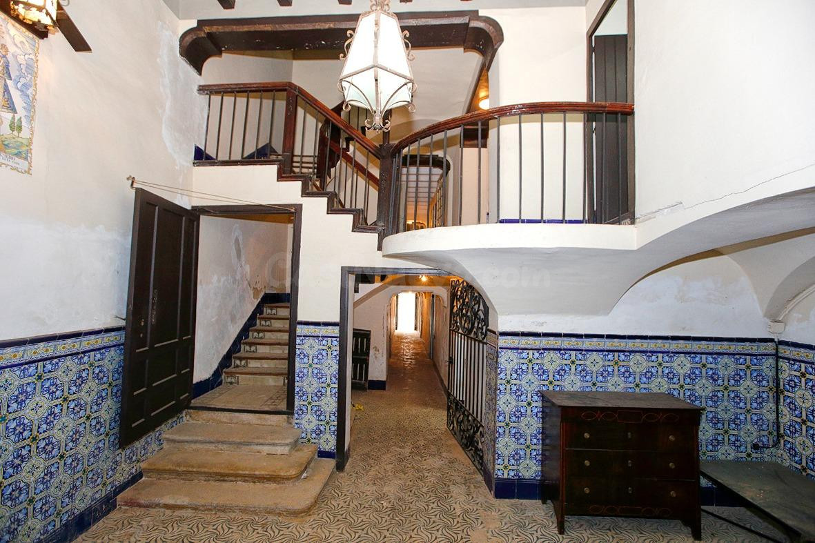 Casa solariega patrimonio arquitectónico de Cataluña. Precio