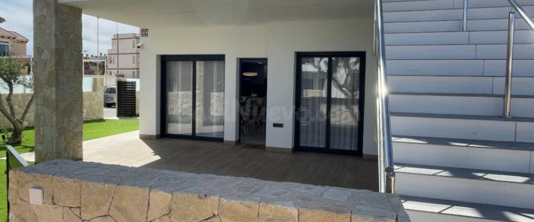 Bungalow en Orihuela - Villamartin